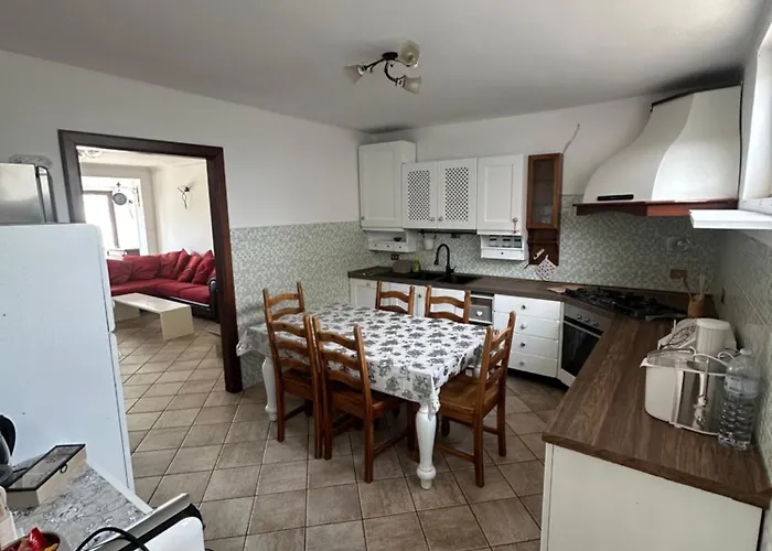 Сasa de vacaciones Lelli 1 *